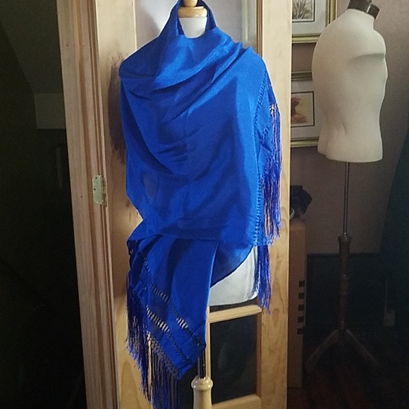Handmade Mexican rebozo (shawl) - Picture 2 of 4